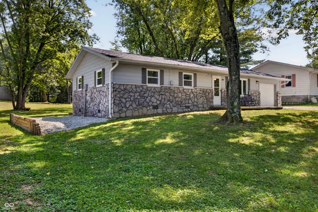 102 Juliet Lane, Bedford, IN 47421