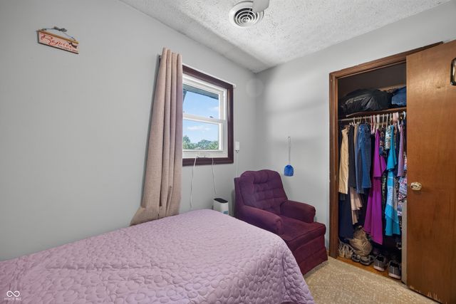 102 Juliet Lane, Bedford, IN 47421