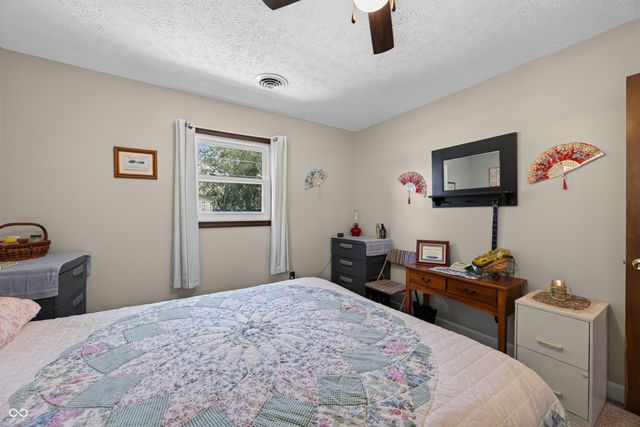 102 Juliet Lane, Bedford, IN 47421