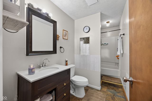 102 Juliet Lane, Bedford, IN 47421