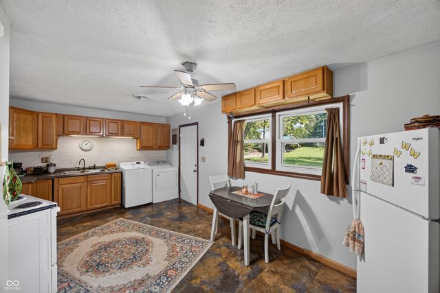 102 Juliet Lane, Bedford, IN 47421