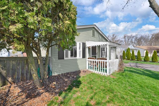 6558 Maple Way, Galloway, OH 43119