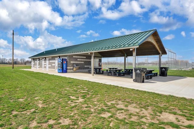 6558 Maple Way, Galloway, OH 43119