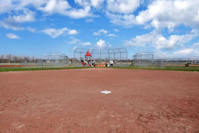 6558 Maple Way, Galloway, OH 43119