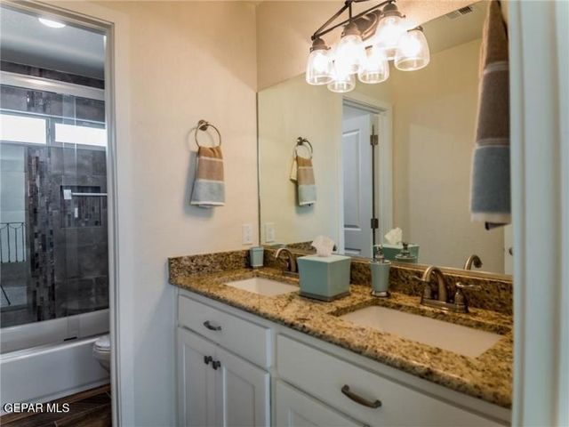 9753 Peaceful Valley Drive, El Paso, TX 79927
