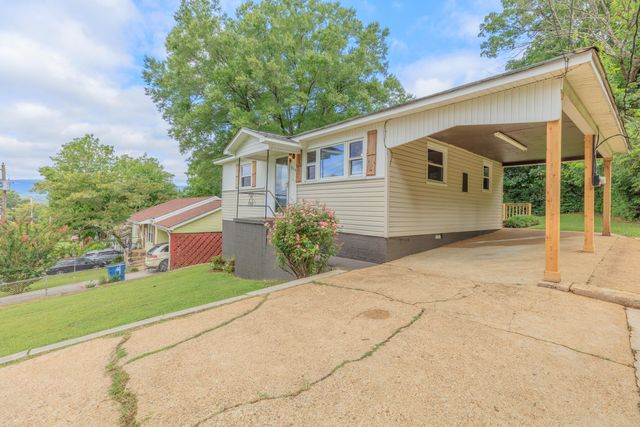 214 Cave Street, Rossville, GA 30741