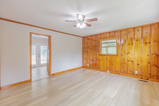 214 Cave Street, Rossville, GA 30741