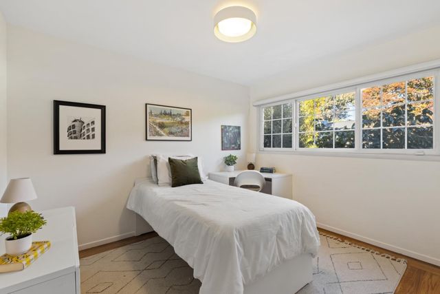 2504 Hastings Avenue, Redwood City, CA 94061