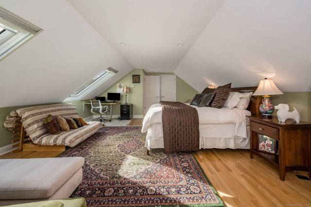 35 Hotchkiss Lane, Madison, CT 06443