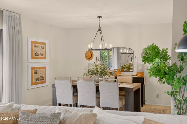 5910 E EDGEMONT Avenue, Scottsdale, AZ 85257