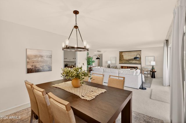 5910 E EDGEMONT Avenue, Scottsdale, AZ 85257