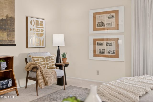 5910 E EDGEMONT Avenue, Scottsdale, AZ 85257