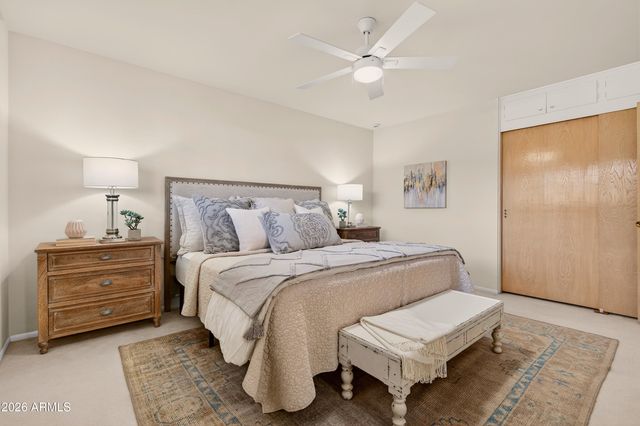 5910 E EDGEMONT Avenue, Scottsdale, AZ 85257