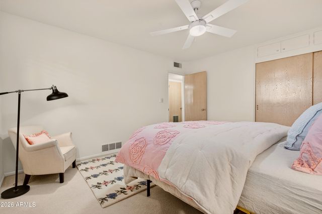 5910 E EDGEMONT Avenue, Scottsdale, AZ 85257