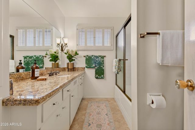 5910 E EDGEMONT Avenue, Scottsdale, AZ 85257