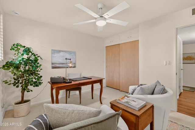 5910 E EDGEMONT Avenue, Scottsdale, AZ 85257