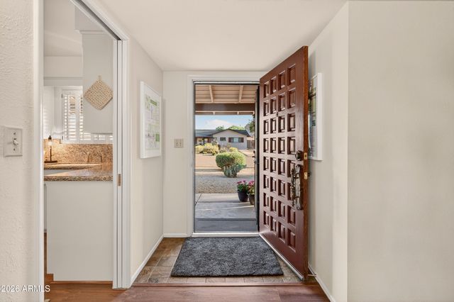 5910 E EDGEMONT Avenue, Scottsdale, AZ 85257