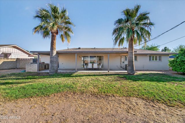 5910 E EDGEMONT Avenue, Scottsdale, AZ 85257