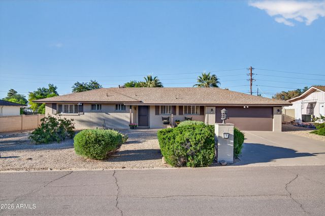 5910 E EDGEMONT Avenue, Scottsdale, AZ 85257