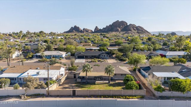 5910 E EDGEMONT Avenue, Scottsdale, AZ 85257