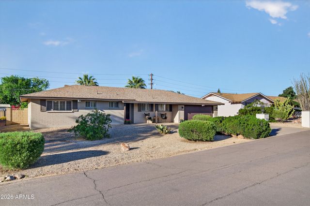 5910 E EDGEMONT Avenue, Scottsdale, AZ 85257