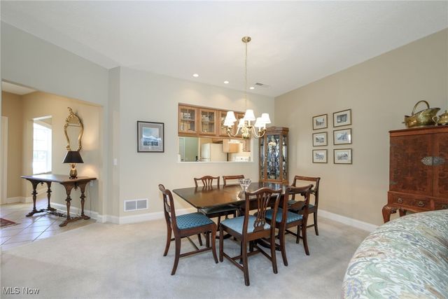 4287 Greenway Trail Street NW, Massillon, OH 44647