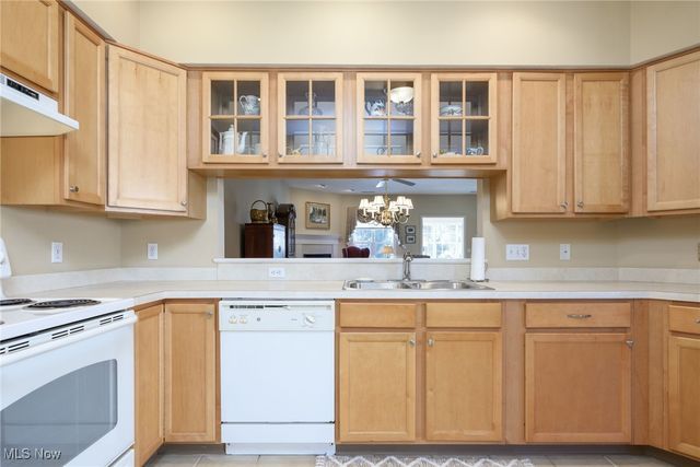 4287 Greenway Trail Street NW, Massillon, OH 44647