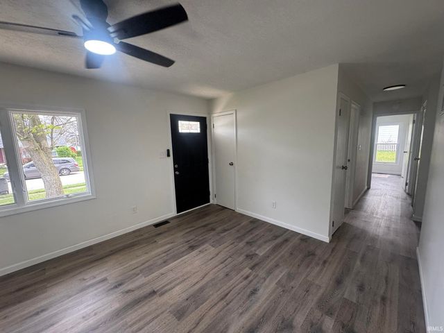 4621 Dutches Lane, Fort Wayne, IN 46835