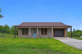 26696 235th Street, Mclouth, KS 66054