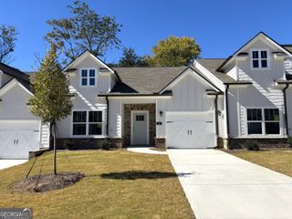 28 Village Court 16, Cleveland, GA 30528