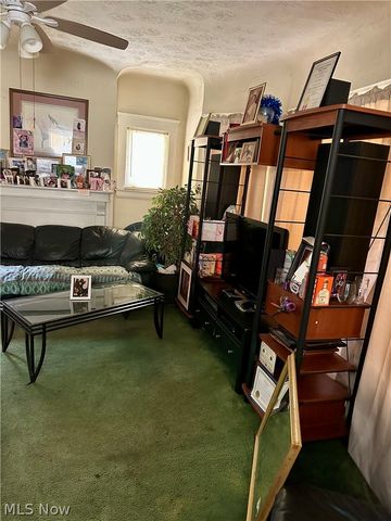 10601 Everton Avenue, Cleveland, OH 44108