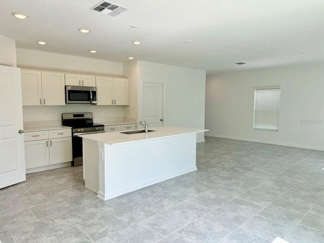 1727 FOREMAN ROAD, Eagle Lake, FL 33839