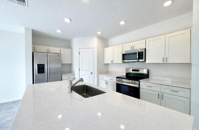 1727 FOREMAN ROAD, Eagle Lake, FL 33839