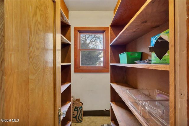 4 Harris Avenue, Albany, NY 12208