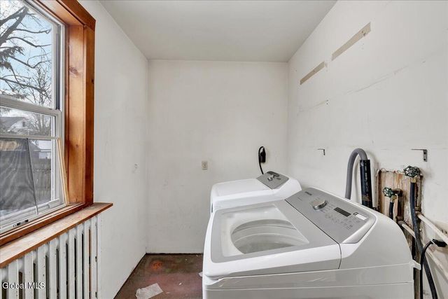 4 Harris Avenue, Albany, NY 12208