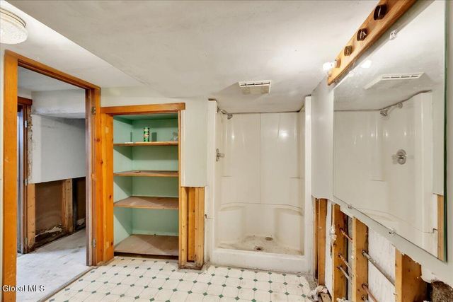 4 Harris Avenue, Albany, NY 12208