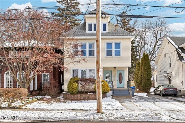 4 Harris Avenue, Albany, NY 12208