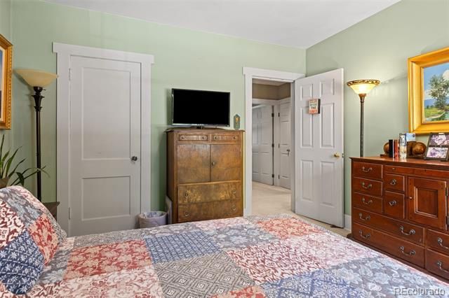 2056 Forest Street, Denver, CO 80207