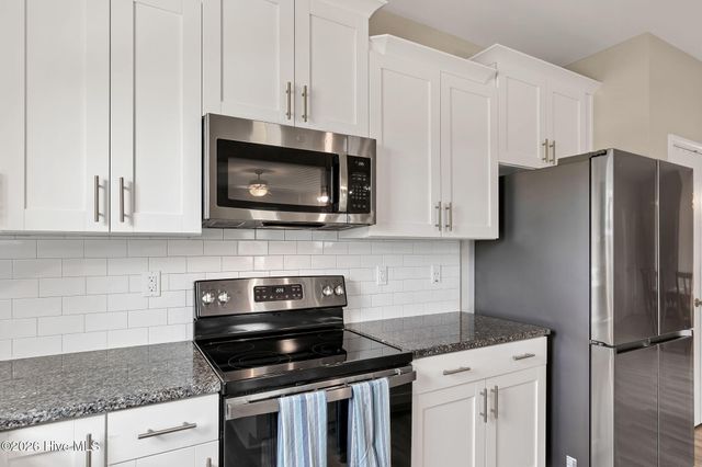 4049 Silver Lane, West End, NC 27376