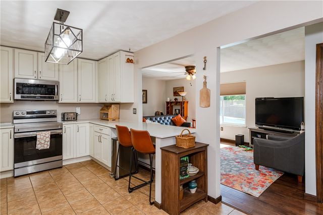 306 Scott Drive, Englewood, OH 45322