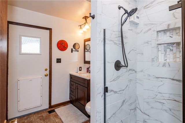 306 Scott Drive, Englewood, OH 45322