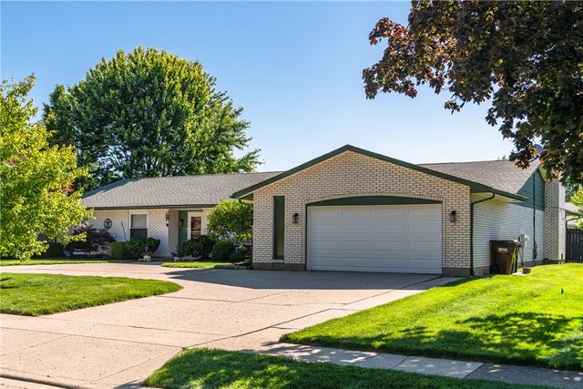 306 Scott Drive, Englewood, OH 45322