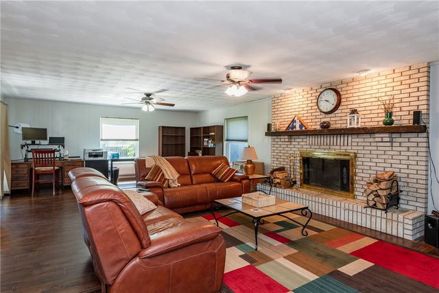 306 Scott Drive, Englewood, OH 45322