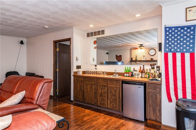 306 Scott Drive, Englewood, OH 45322