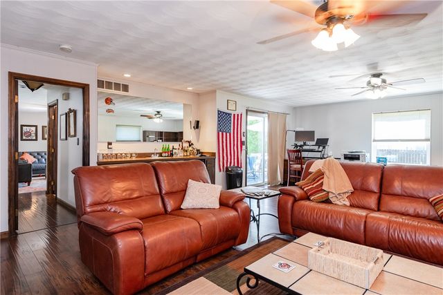 306 Scott Drive, Englewood, OH 45322