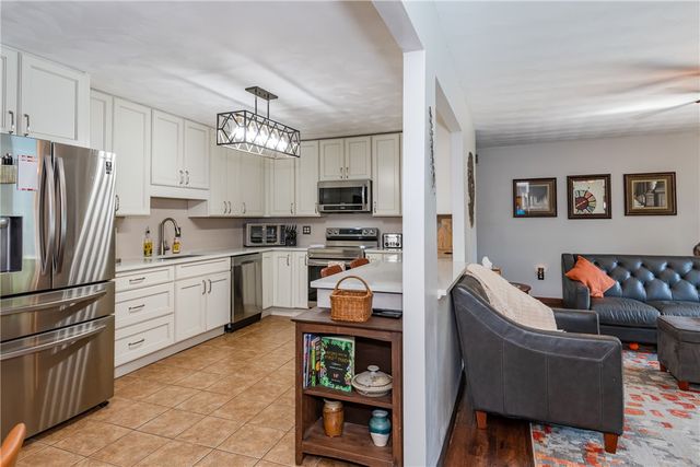 306 Scott Drive, Englewood, OH 45322