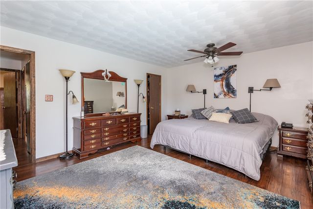 306 Scott Drive, Englewood, OH 45322