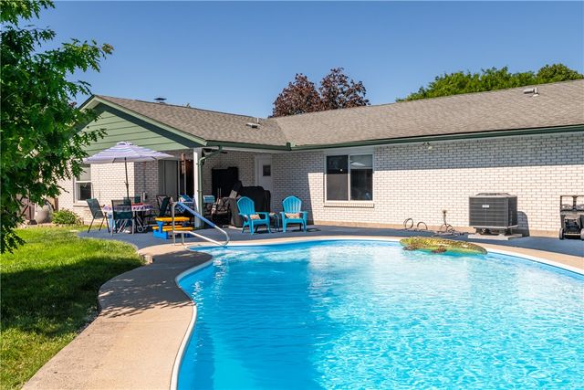 306 Scott Drive, Englewood, OH 45322