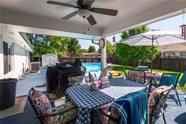 306 Scott Drive, Englewood, OH 45322
