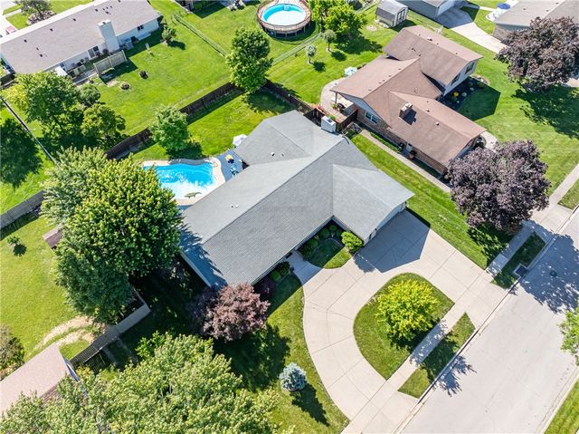306 Scott Drive, Englewood, OH 45322